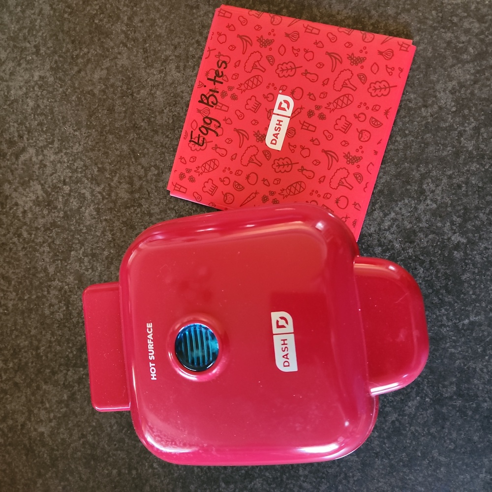 DASH Egg Bites Maker